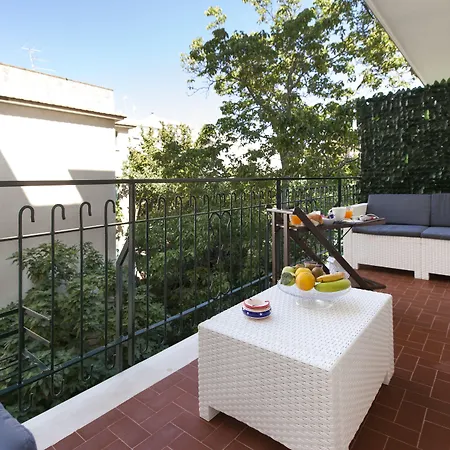 Alehouse 3* Сорренто